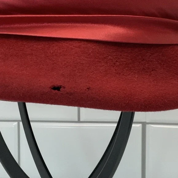 Vintage Red Velvet With Rhinestone Brooch Hat Pillbox *Read Description* - Picture 7 of 8